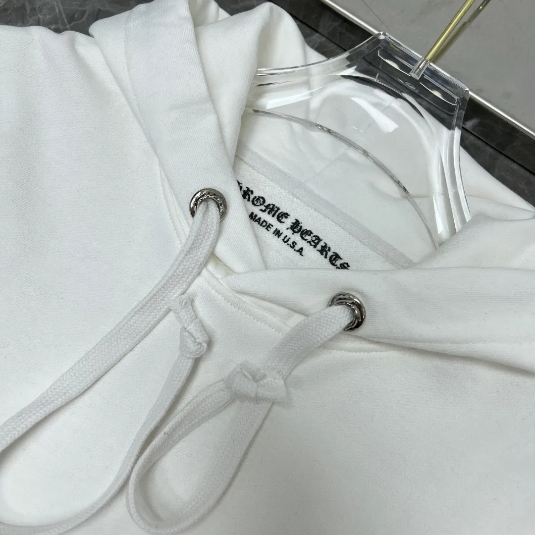 P260 Chrome Hearts Autumn and Winter 25ss counters are on sale simultaneously ❤️ Chrome classic scroll letter color cross group flower arm hooded sweatshirt Imported environmentally friendly glue printing and dyeing Improved customized version 1:1 high-gram weight high-quality fabric Recommended color: black white Size: S, M, L, XL